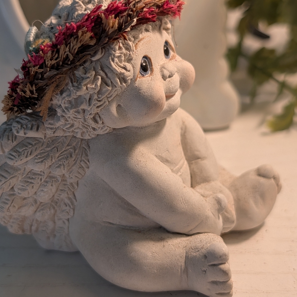 Vintage Dreamsicles Cherubic Angel Figurine with Floral Crown "Sweetums"